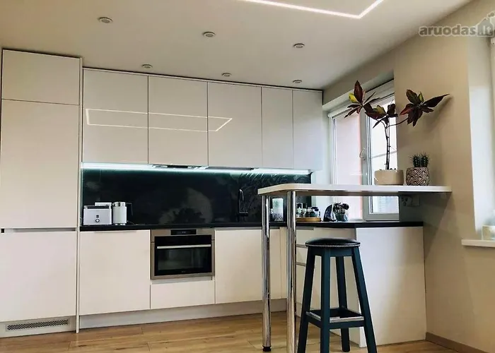 Center Apartment Rutu Street